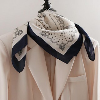 Vavisoo 小索貝爾佩斯利領巾