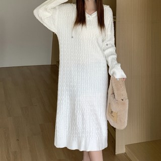 Chichills 日常長版連帽針織連身裙 01099 T, 白色