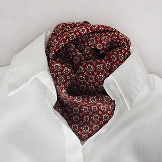 Babisoo 男士迷你皮爾斯之星領巾