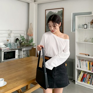 envylook 女款Queening Off T恤