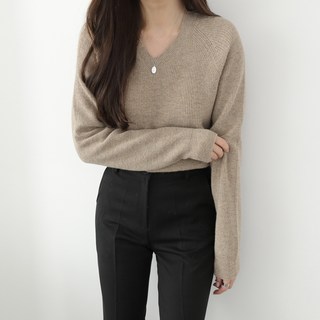 Queensler 女款 Zenit V領日常落肩羊毛 Sodawool V領針織衫