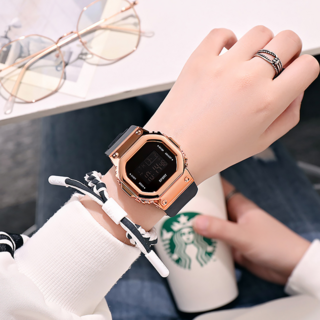 Soyo Sanghoe 高級電子運動手錶, 1個, 黑金色