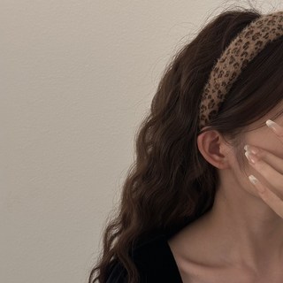 Moirbella 女性豹紋冬季髮帶