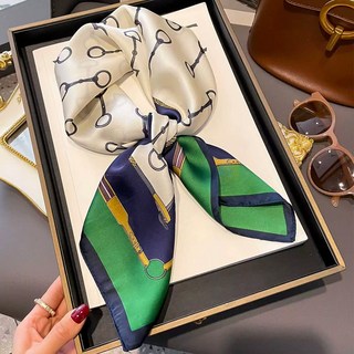 Afecto 新款絲綢觸感休閒OL風圍巾