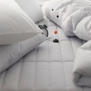 basictone 高密度 純棉 60支 加大尺寸 鬆緊帶固定式 睡墊, 亮灰色