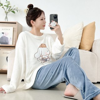 CocoDream 女性俏皮小狗超細纖維睡眠睡衣上下套裝