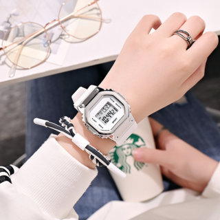 Soyo Sanghoe 高級電子運動手錶, 1個, 白色