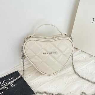 Yeoniland 鏈條絎縫愛心斜背單肩包, 白色