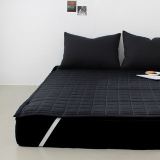 LucidSleep 柔軟阿梅利抗過敏水洗固定綁帶睡墊, 午夜黑