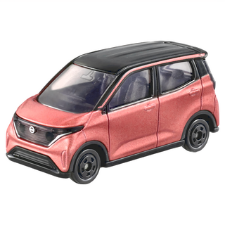 TOMICA SAKURA 日產 008 228134, 1個