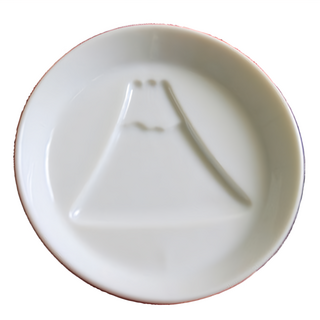 可見富士山醬油小碟，8.2x8.2cm，高1.8cm，日本產, 白色, 1個