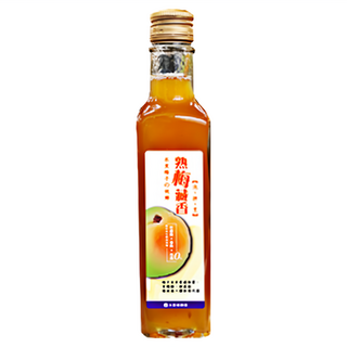 水里鄉農會 熟梅藏香 採用水里在地手採7分黃熟梅 去除蒂頭留下純淨果泥 可直接沖泡或當沙拉醬、果醬使用, 250g, 1瓶