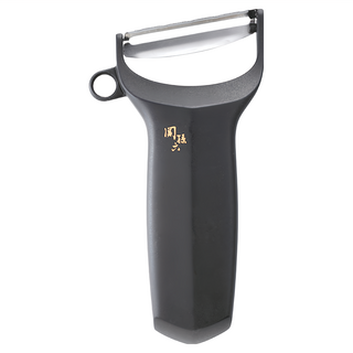 日本貝印KAI 關孫六 Y型 好握式 蔬果削皮器 不鏽鋼刀片 ABS樹脂刀片本體, 時尚黑, 1個