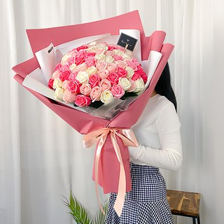 Evelyn 人造香皂玫瑰大型花束 100朵, 1個, 粉紅混合