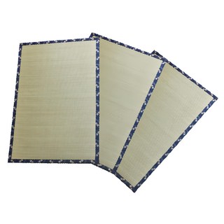 LOHAS 樂活家居 天然藺草榻榻米地/床墊/多功能拼接墊 附魔鬼氈 3個, 混和顏色