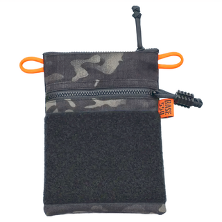 BASE 550 EDC 中包 500D Cordura 尼龍布 YKK 塑鋼拉鍊 6061鋁合金, 13 x18cm, 黑迷彩