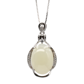 鑫運來 羊脂白玉銀墜, 1個