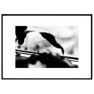 雨聲 裱框藝術畫, 黑色