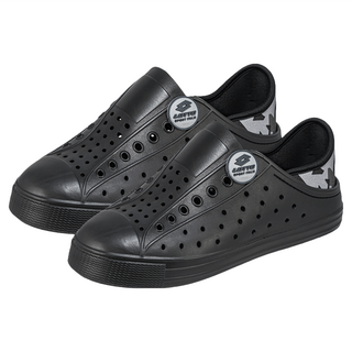 LOTTO 樂得 Sicily 男款輕量洞洞鞋 250mm 透氣舒適休閒鞋, 黑色 + 灰色