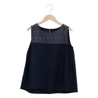 in Blooom 印花樂 拼接無袖背心上衣 M-L 鐵花窗3號/子夜藍