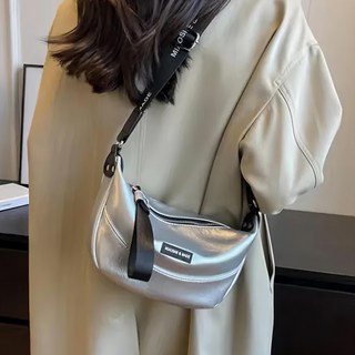 新款韓版斜肩柔軟時尚百搭女包 側背包 斜肩包 餃子包 收納包 化妝包 相機包, 24 x 14 x 8cm, 銀色