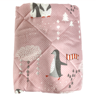 Embrace英柏絲 隨行小涼被 100%純棉+冰絲纖維 台灣製造, 企鵝樂園 粉紅色 + 灰色