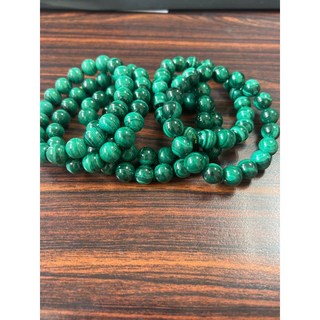 黑56 孔雀石手珠 約10mm，天然孔雀石圓珠，平衡身心靈，提升個人品味，帶來和諧與平靜