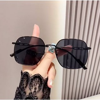 2024新款多色大框顯瘦太陽眼鏡 金屬高級感墨鏡 74289