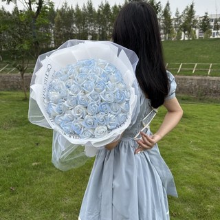 生日禮物送女生大束碎冰藍玫瑰黑騎士花束仿真香皂花送閨蜜媽媽－, 52朵碎冰藍玫瑰+浪漫燈串, 1個