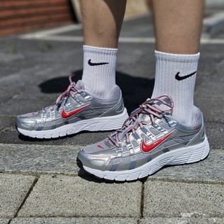 나이키 P6000 여성 운동화 메탈릭 실버 런닝화 쿠션 경량 레트로 데일리 스니커즈