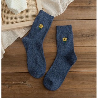 刺繡小花羊毛襪 中筒襪 秋冬保暖襪 B06830