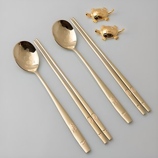 具氏工房 長壽龜 鈦金屬餐具組, 單一顏色, 湯匙 2p + 筷子 2p + 絲綢皺褶盒 + 金龜筷托 2p, 1套
