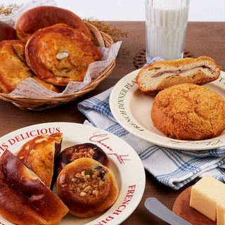 [부산맛집 아델라7]부산 명장 단팥 혼합세트 동백빵 2입+단팥빵 2입+팥소보로 2입, 1세트, 820g