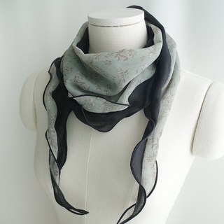 텐셀 마름모 쁘띠스카프 꽃무늬 플라워 배색 여성 간절기 웨이브 삼각 스카프