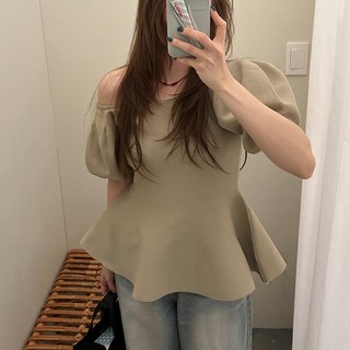 히또리 T4830 퍼프 반팔 플레어 라운드넥 여성 허리라인 니트