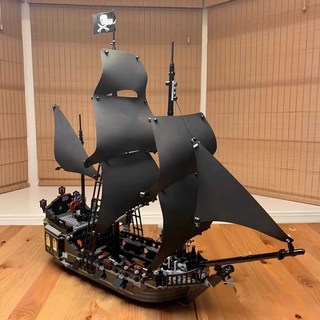 캐리비안의 해적 피규어 제품 해적선 스패로우 블랙펄, 1개, 2. 앤 여왕호 (1100+pcs)