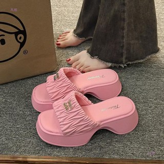 夏季小香風芭比粉厚底涼拖鞋：增高顯瘦，時尚外穿沙灘必備