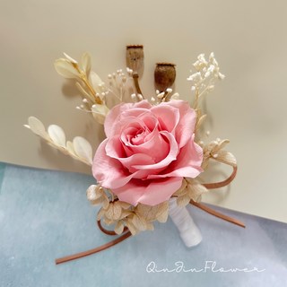 永生花胸花, 粉色