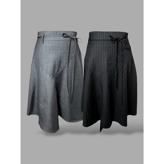 [끈포함/유니크] 언발 스트라이프 사선 미디 스커트 (하객룩/오피스룩/페미닌룩/언발란스/절개스커트)