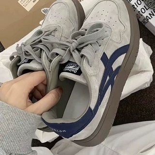 小衆復古黑色德訓鞋，25春季學生百搭厚底運動休閒板鞋