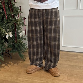 [홈파티룩] 체크 커브드 팬츠 타탄 잠옷 바지 크리스마스 연말 호캉스 커플 남녀공용 파자마 수면바지