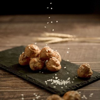 Triomphe【珍珠糖泡芙】 堤雅芙頂級法式珍珠糖泡芙 法式甜點 迷你小泡芙 質感下午茶.辦公室團購點心 追劇點心宵夜, 1個