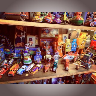 伍拾錢懷舊老舖鐵皮玩具，經典復古收藏，手動發條啟動，重溫童年樂趣, 1個