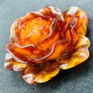 龍涎香玫瑰花精雕擺件/有打洞可綁掛件/淡淡龍涎香獨特香味/居家香氛擺飾, 1個