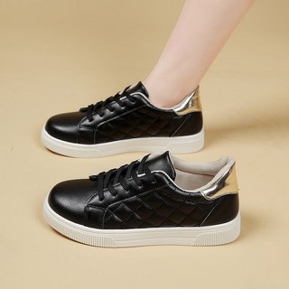 春季爆款運動休閒鞋大碼女鞋特大碼顯小36-42防滑耐磨單鞋板鞋
