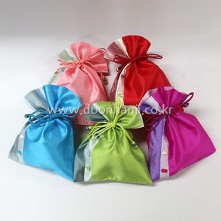 전통디자인 복주머니 외국인선물 단체선물 두리한지공방