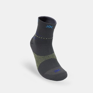 HanVo 3D立體環繞動感線條男襪 機能運動襪 透氣棉質高彈中筒襪 男生運動襪 B07-7044