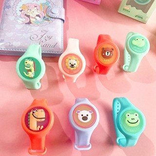 5+1 6개 어린이 실외활동 놀이터 캠핑 LED 불빛 모기퇴치팔찌 KC인증 생일답례품 국내배송(해외배송아님) 에스제이컴퍼니, 2021년 제작 3단 LED 불빛 모기팔찌