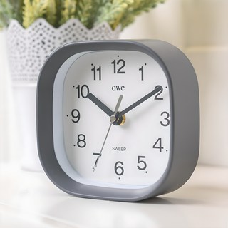 오더블유씨 무소음 라운드 스퀘어 벽탁상겸용 시계, 그레이