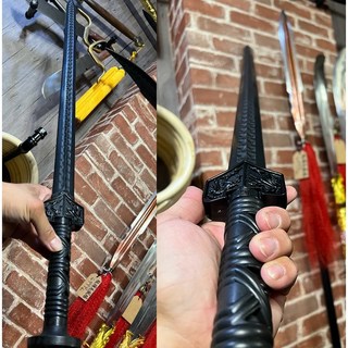 子甄彣璟 龍裕塑鋼 台製塑鋼黑漢劍 COSPLAY武俠兵器刀劍收藏, 1個